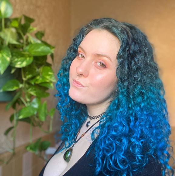 Meet your Posher, Megan - Picture 1 of 1